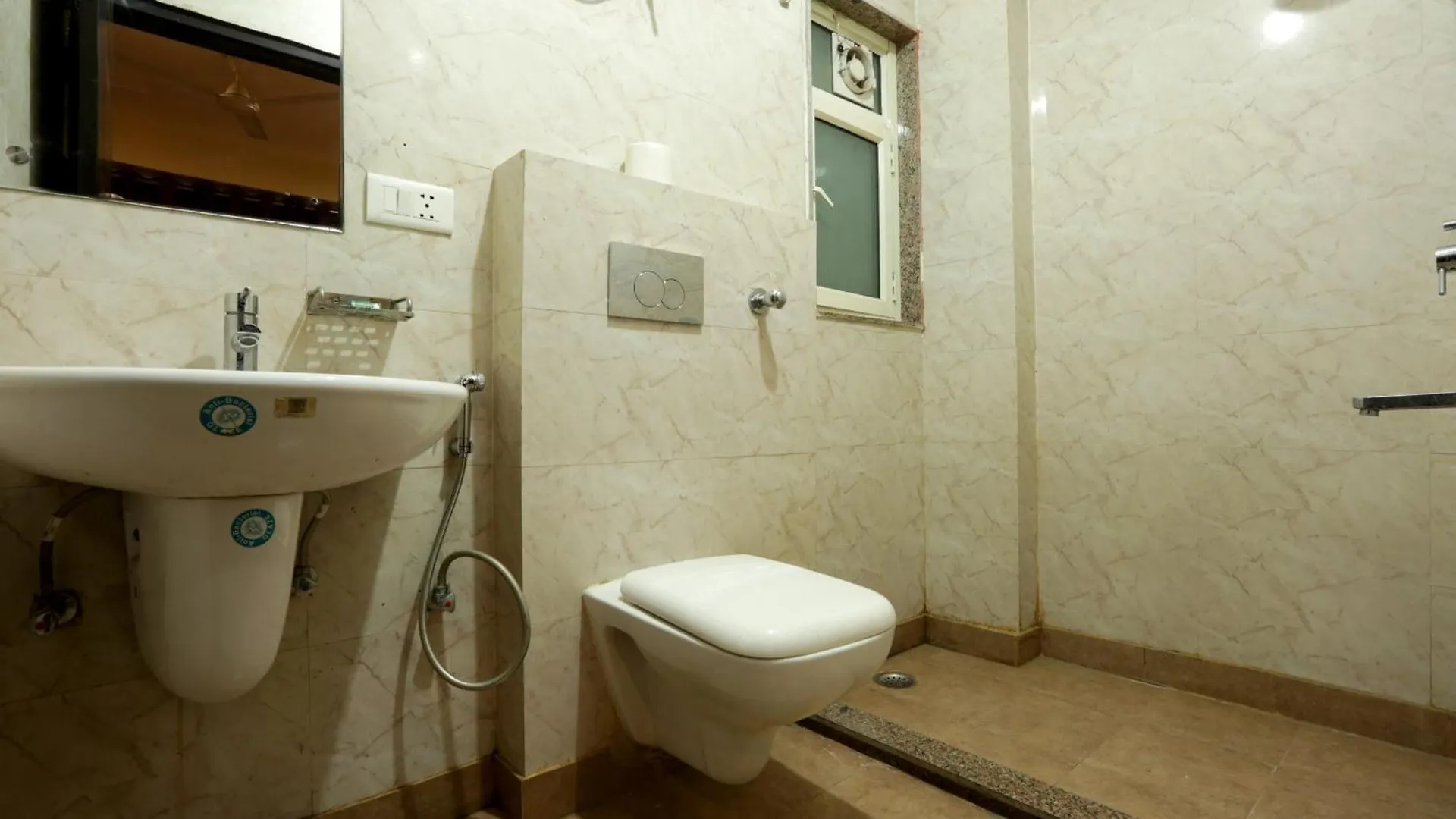 ***  Hotel Ark Wood At Airport New Delhi India